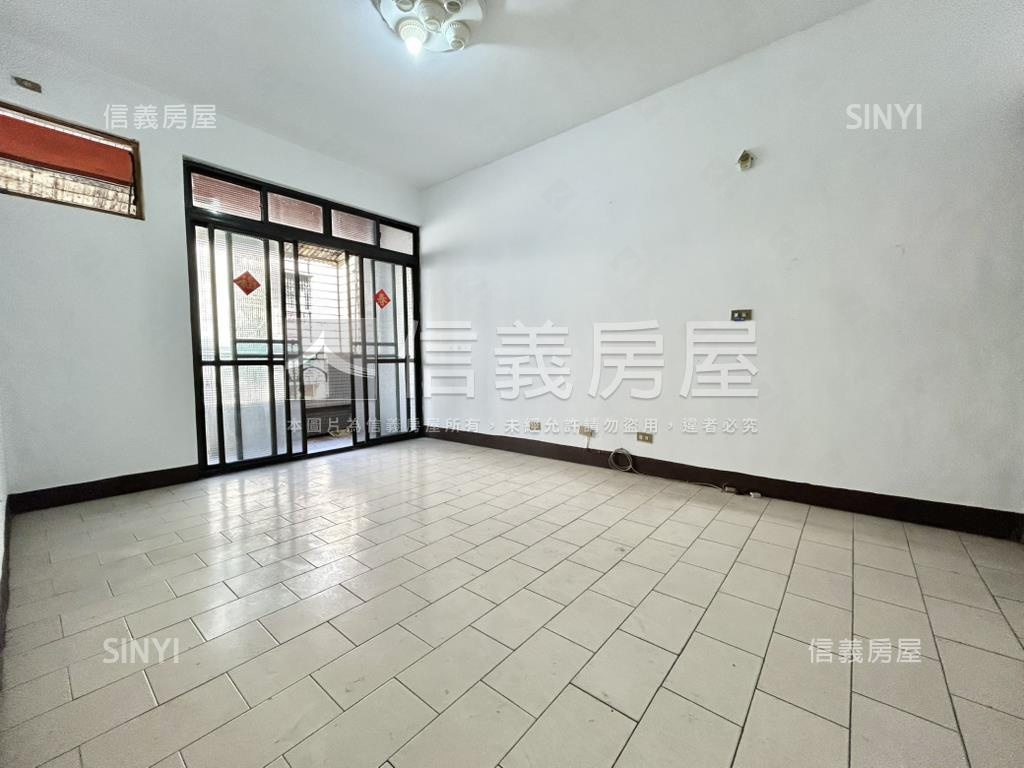 新生街方正三樓美寓房屋室內格局與周邊環境