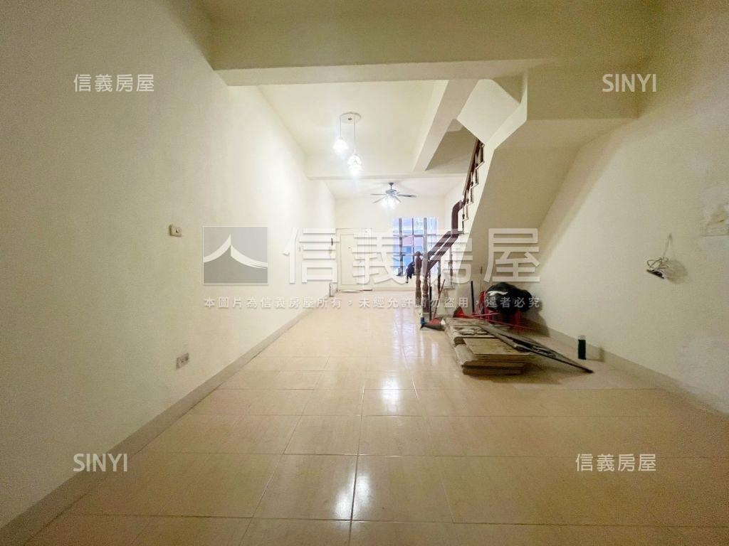 大寮江山路低總價透天房屋室內格局與周邊環境