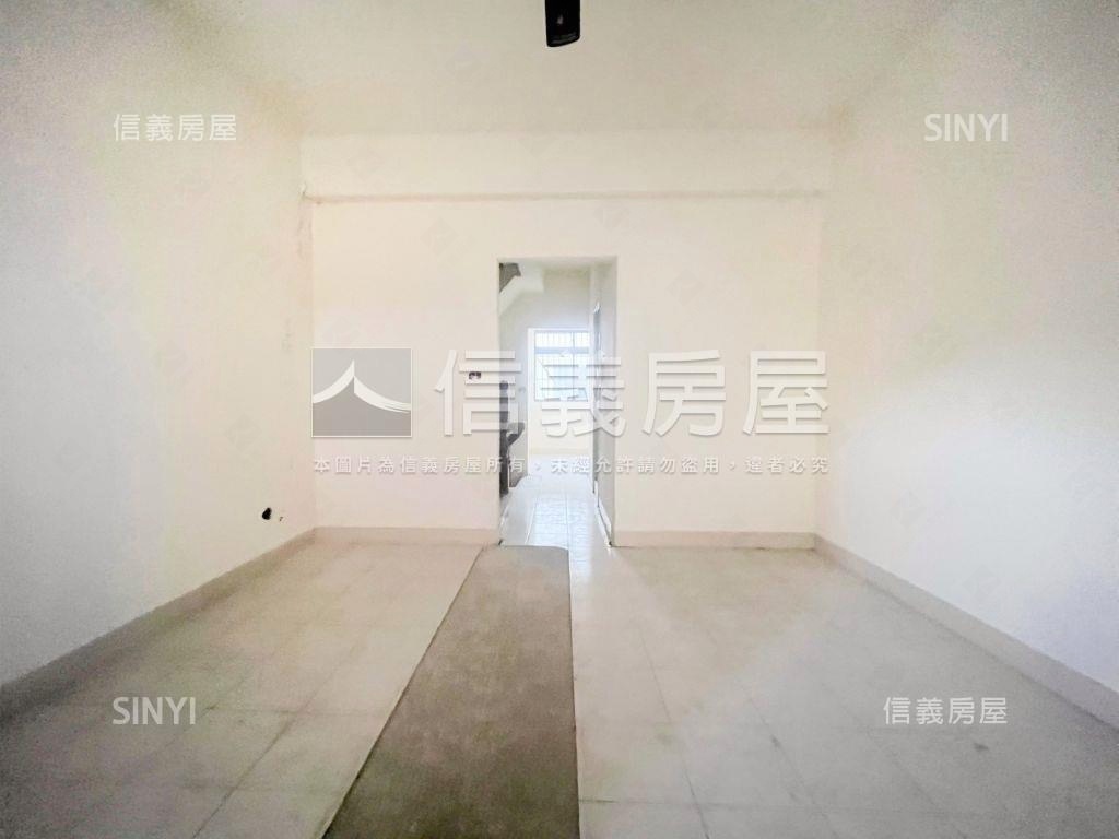 大寮江山路低總價透天房屋室內格局與周邊環境