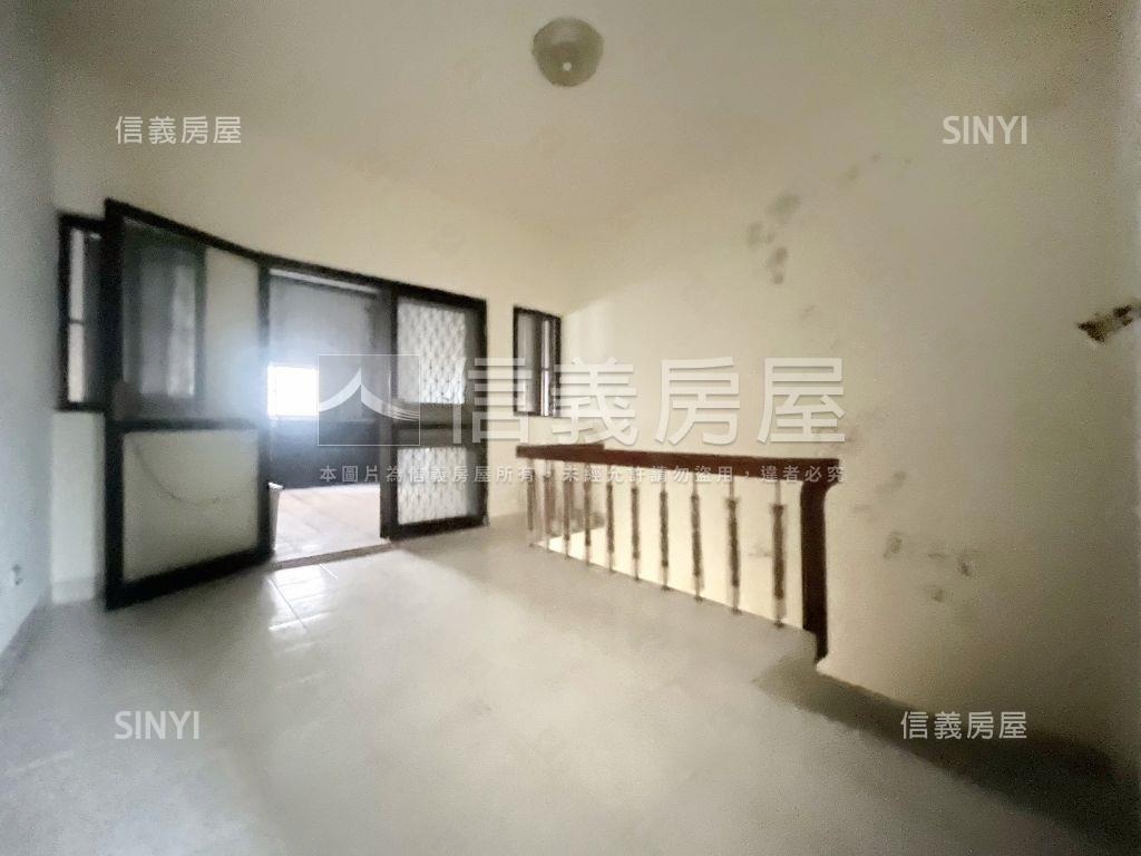 大寮江山路低總價透天房屋室內格局與周邊環境