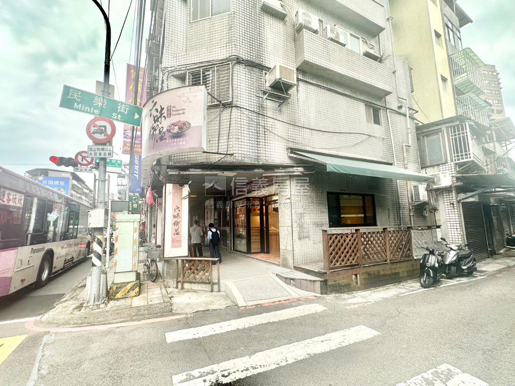 邊間店面一樓首選房屋室內格局與周邊環境