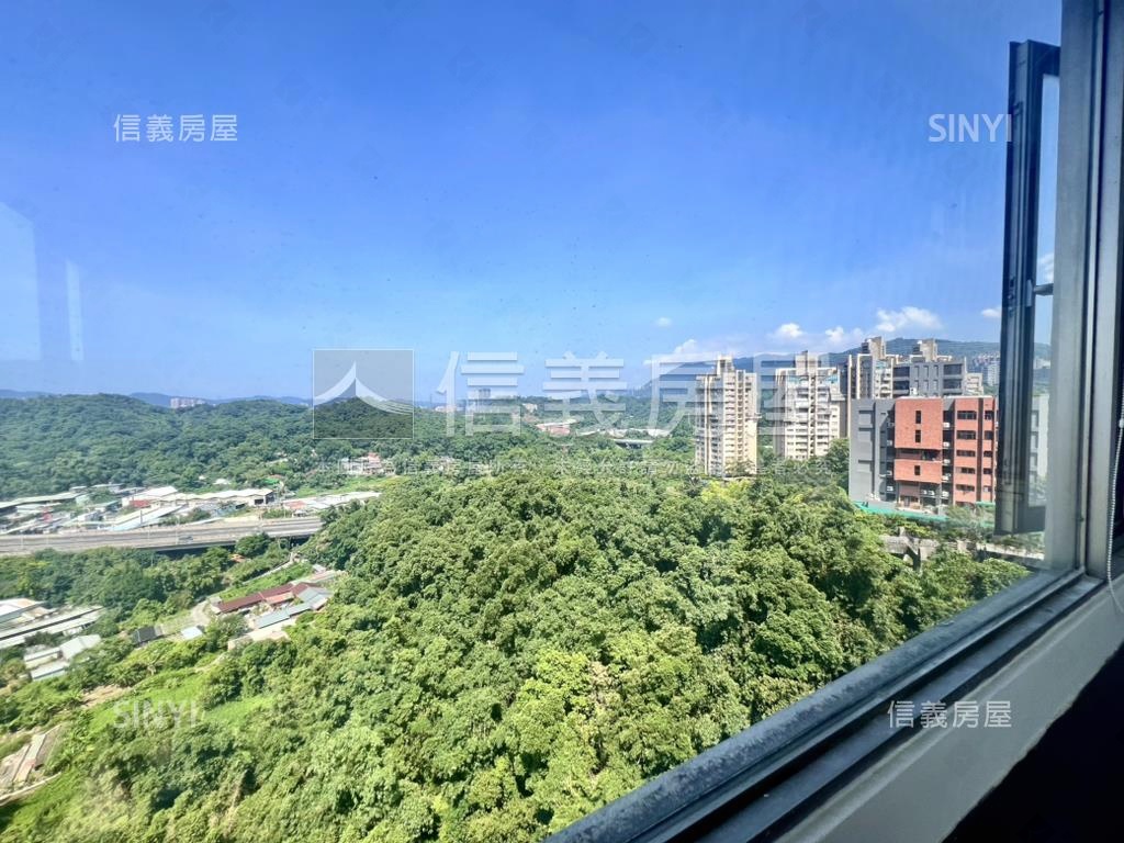 東苑風荷心曠神怡樓中樓房屋室內格局與周邊環境
