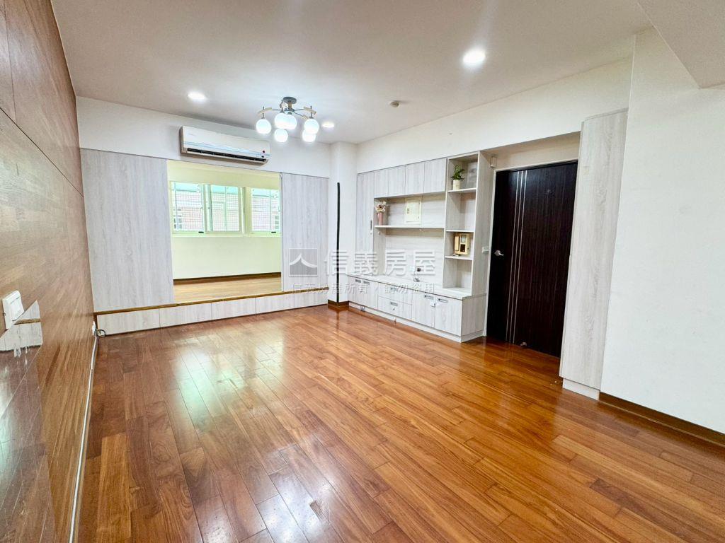 新界·高樓邊間採光三房房屋室內格局與周邊環境