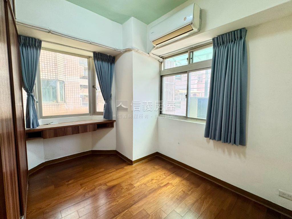 新界·高樓邊間採光三房房屋室內格局與周邊環境
