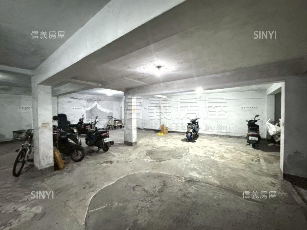 近文化中心大坪數健身三房房屋室內格局與周邊環境