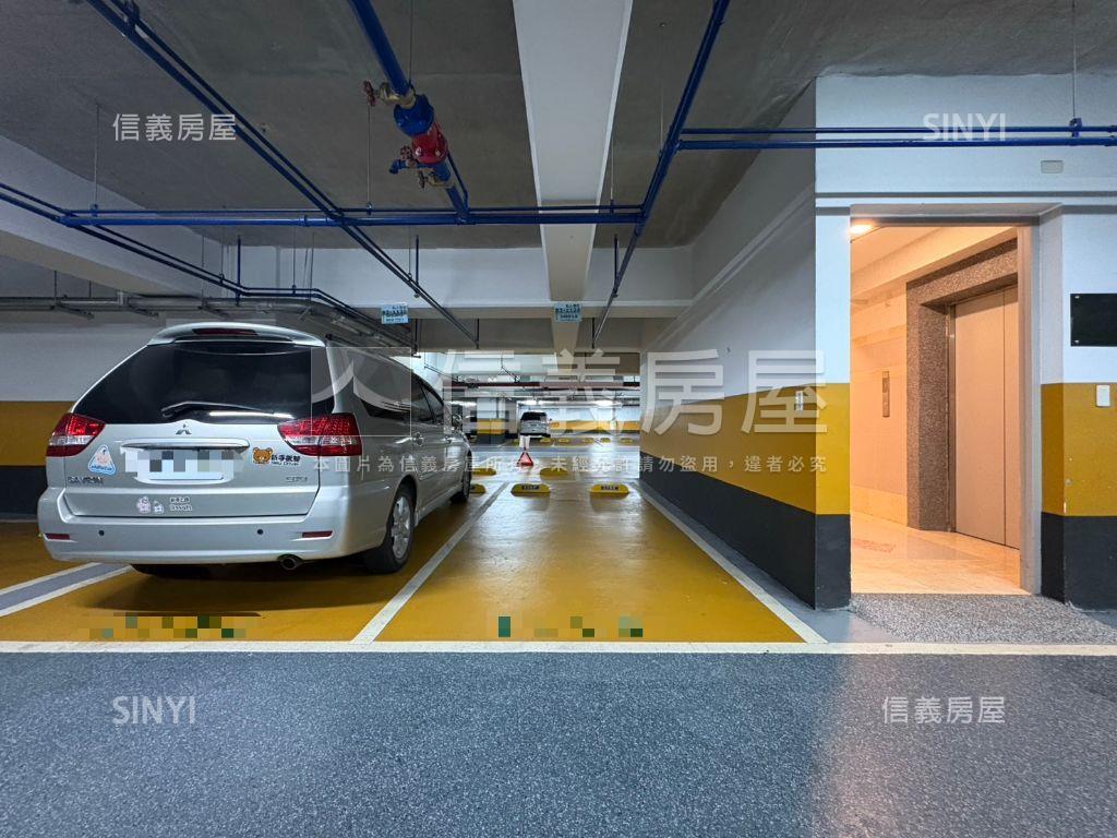 江南大宅兩房景觀房屋室內格局與周邊環境