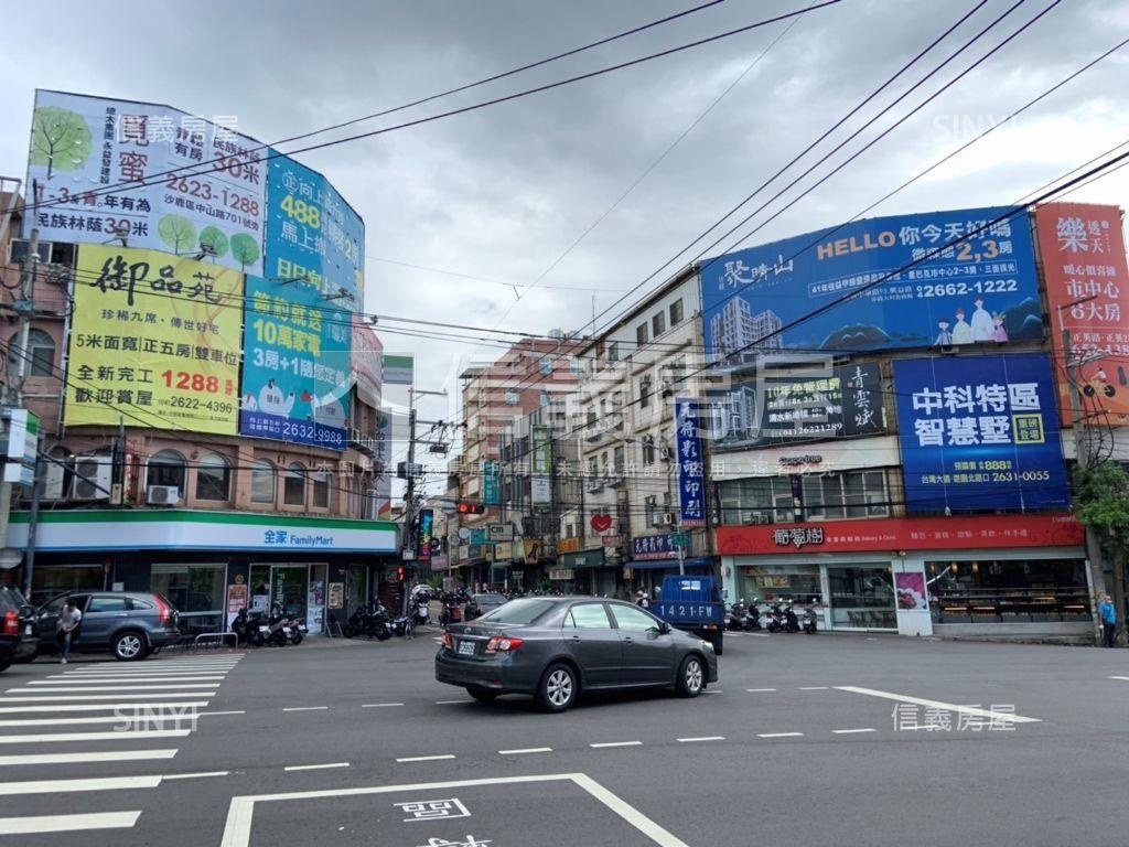 沙鹿森邸間間套房電梯透天房屋室內格局與周邊環境