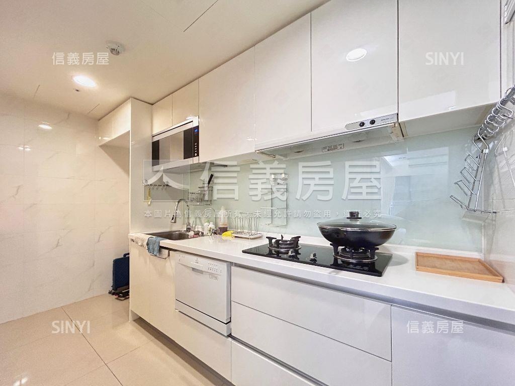 【主推】合康新世紀三房房屋室內格局與周邊環境