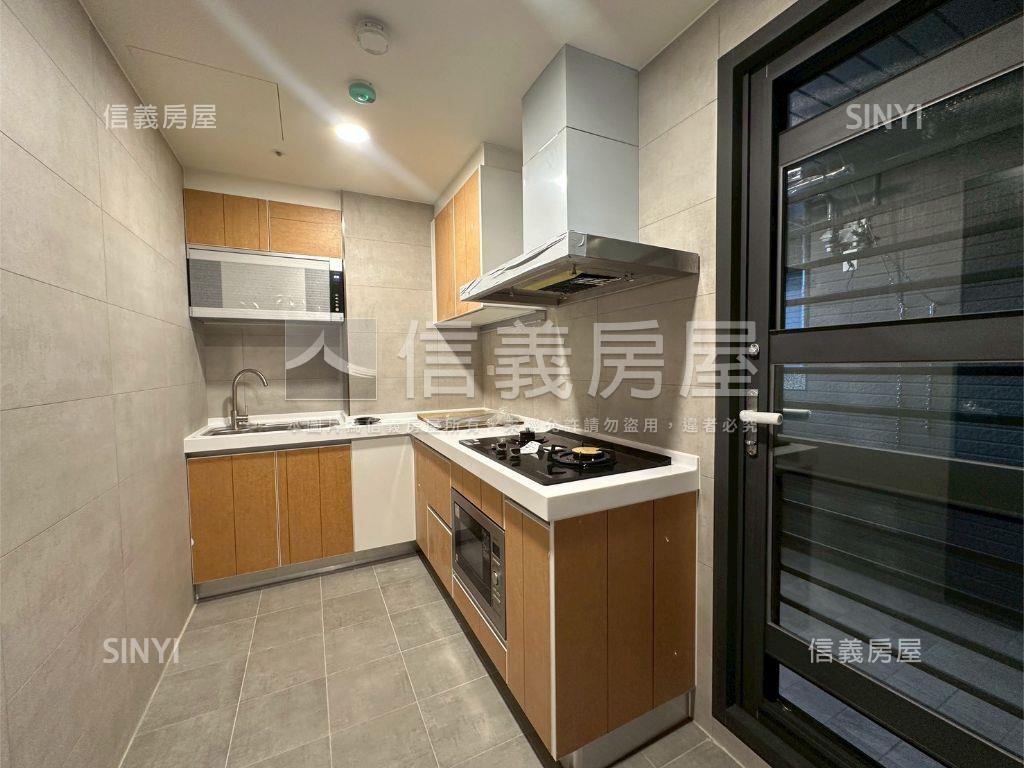 漾時光河景奢邸房屋室內格局與周邊環境