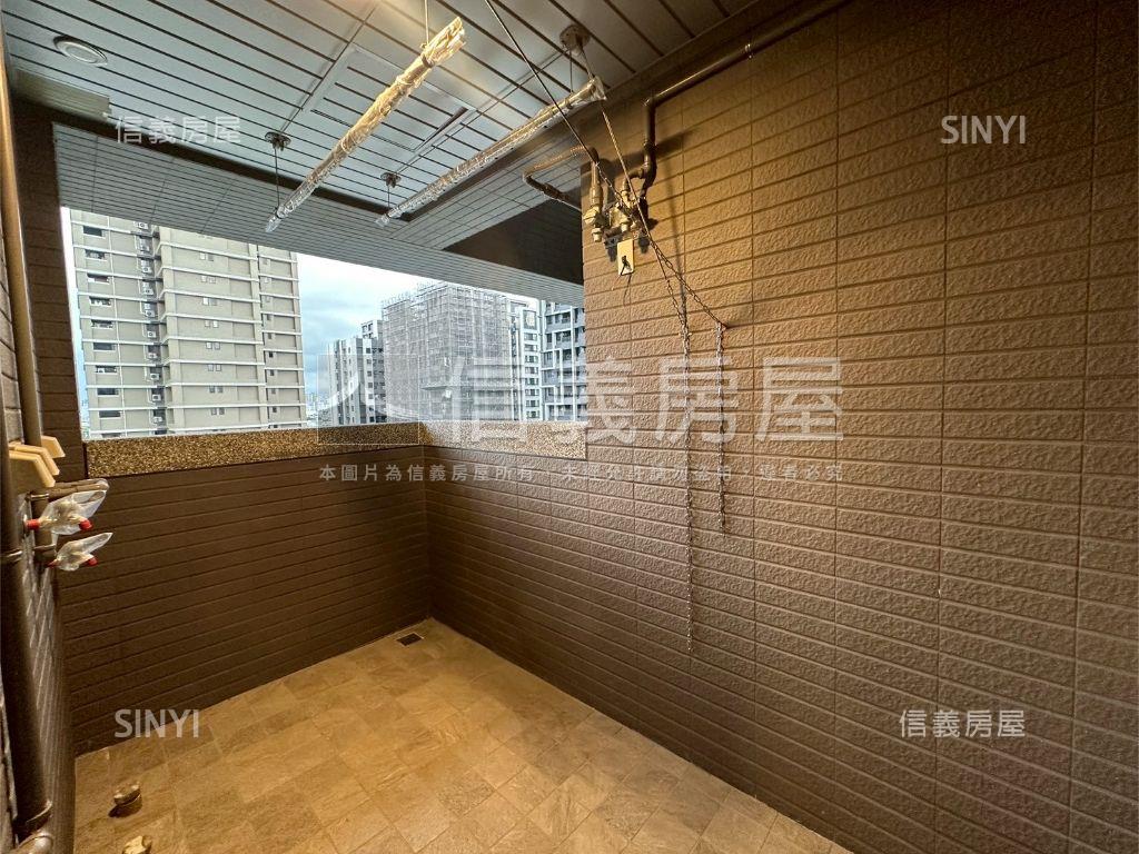 漾時光河景奢邸房屋室內格局與周邊環境