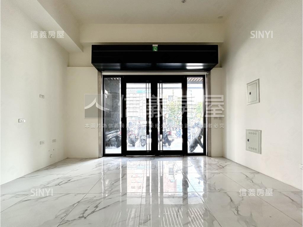 亞灣區邊間醒目金店面房屋室內格局與周邊環境