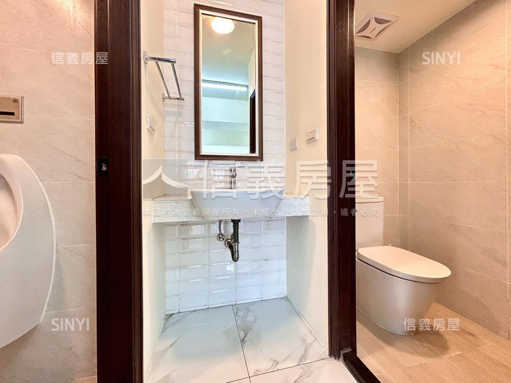 亞灣區邊間醒目金店面房屋室內格局與周邊環境