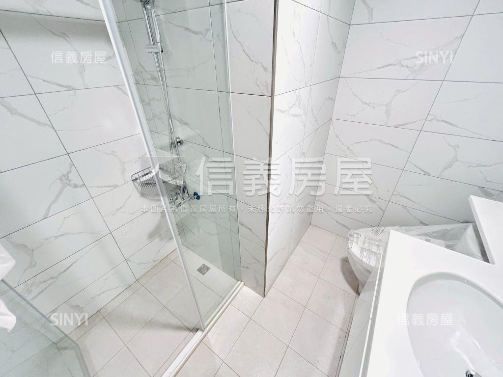 近車站易德聚兩房兩衛車位房屋室內格局與周邊環境