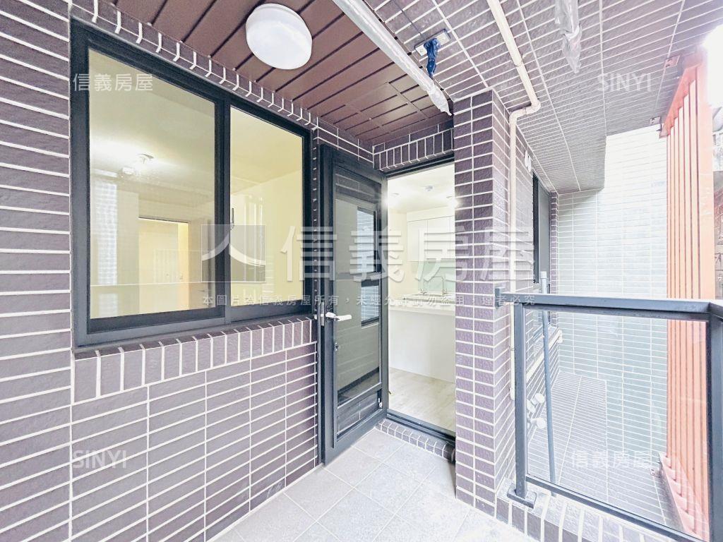 近車站易德聚兩房兩衛車位房屋室內格局與周邊環境