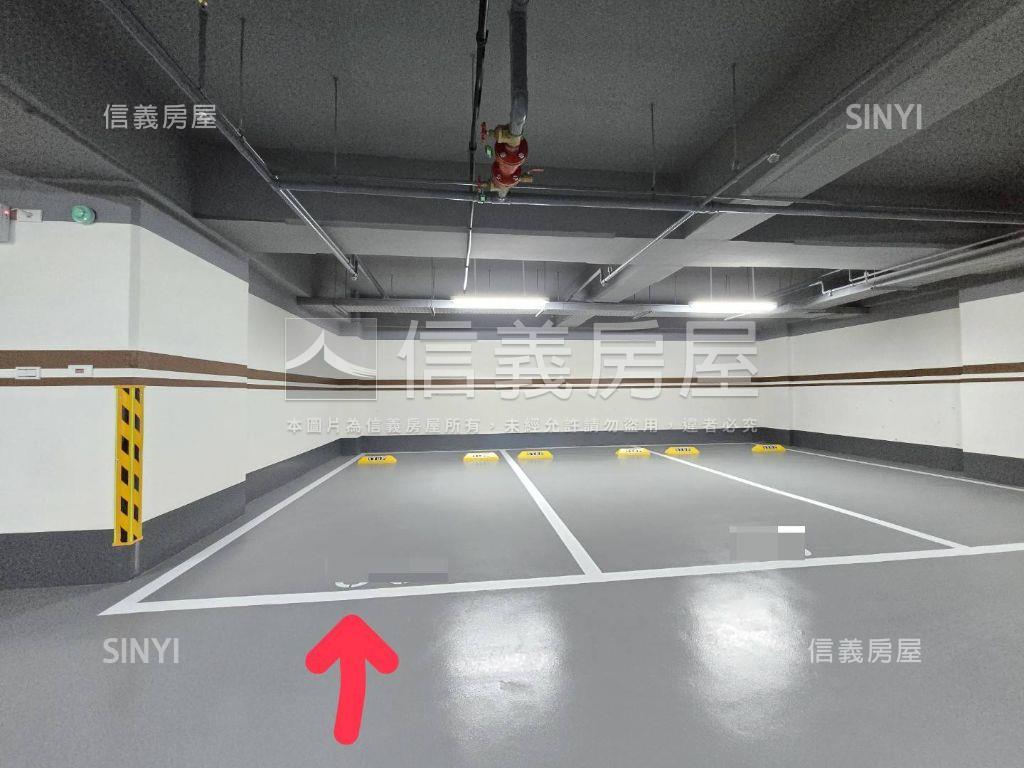 近車站易德聚兩房兩衛車位房屋室內格局與周邊環境