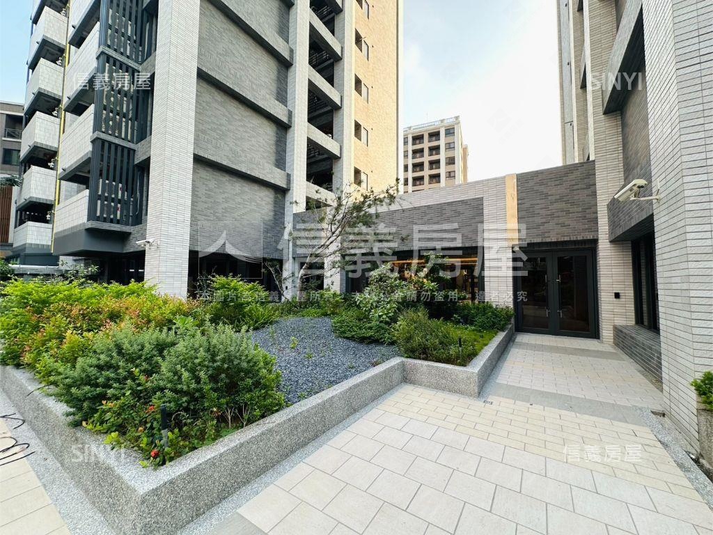 王爺壟全新兩房兩衛浴房屋室內格局與周邊環境