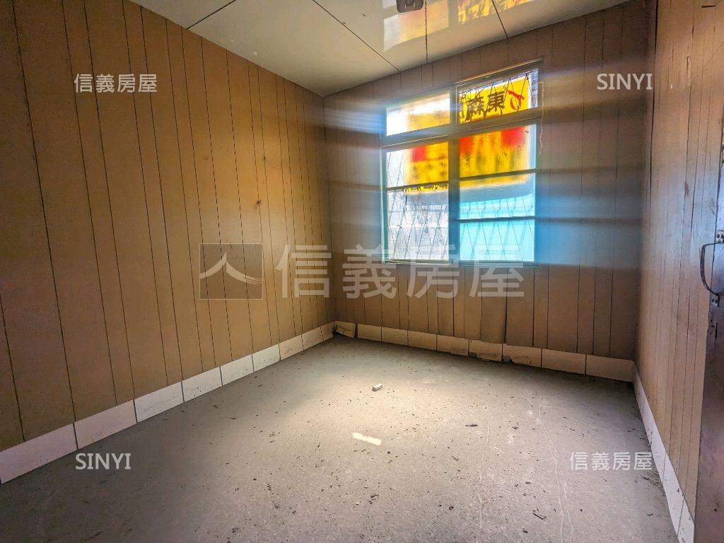 中華路ＤＩＹ老宅（Ａ）房屋室內格局與周邊環境