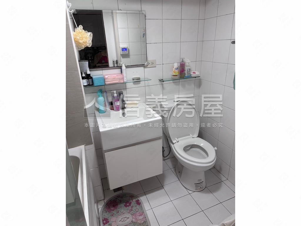 中山國小小資成家挑高美宅房屋室內格局與周邊環境
