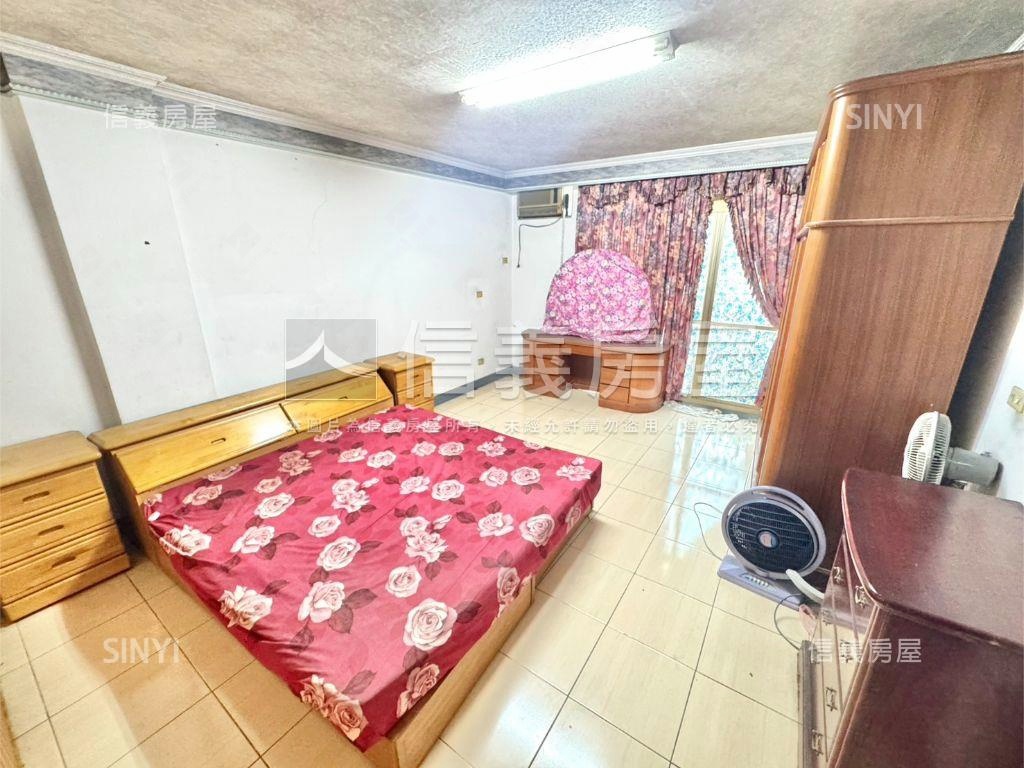 立人高中地約３０坪透店房屋室內格局與周邊環境