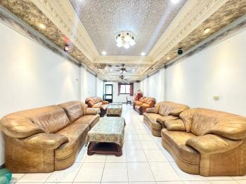 近立人高中地約３０坪透店