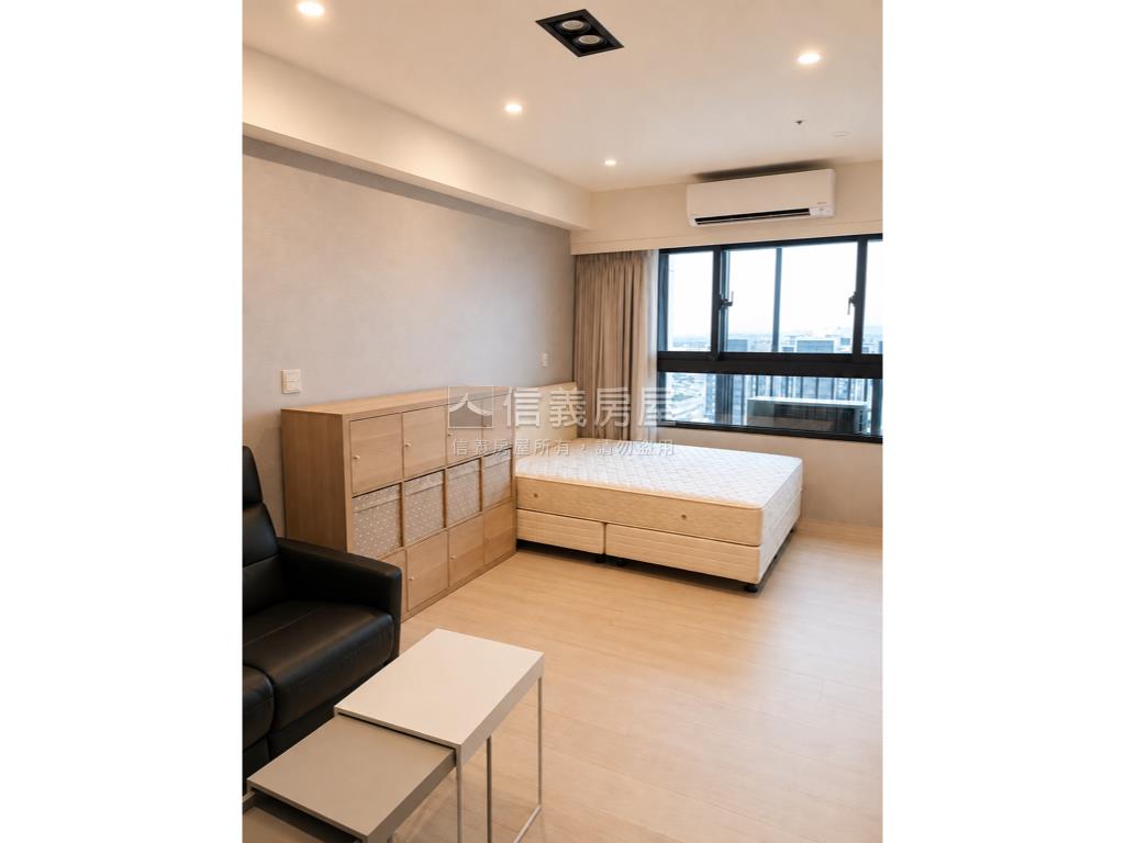 新潤Ａ１８大套房車位房屋室內格局與周邊環境