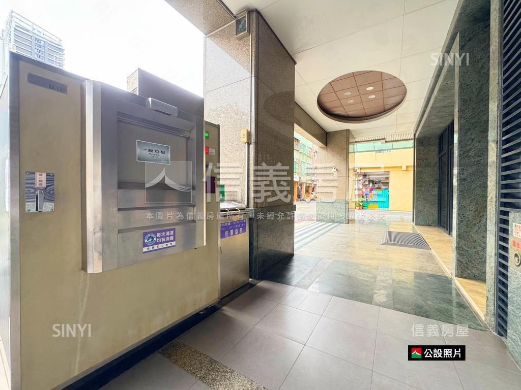 鄰光華夜市‧潛艇堡金店面房屋室內格局與周邊環境