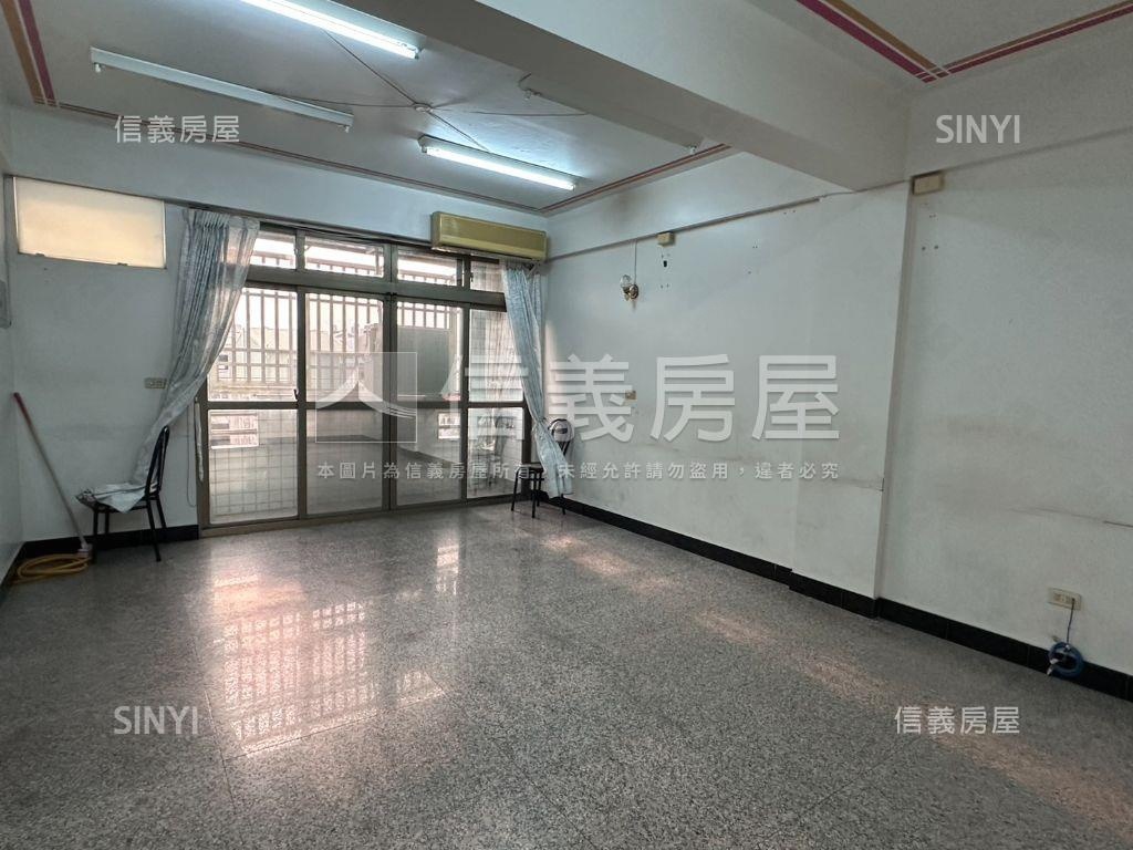 西港住商用店住大空間房屋室內格局與周邊環境