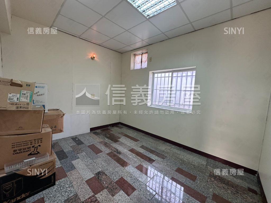 西港住商用店住大空間房屋室內格局與周邊環境