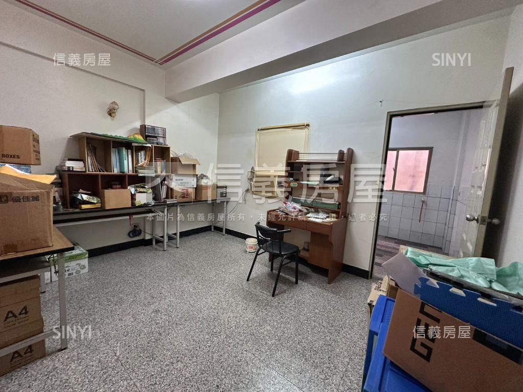 西港住商用店住大空間房屋室內格局與周邊環境