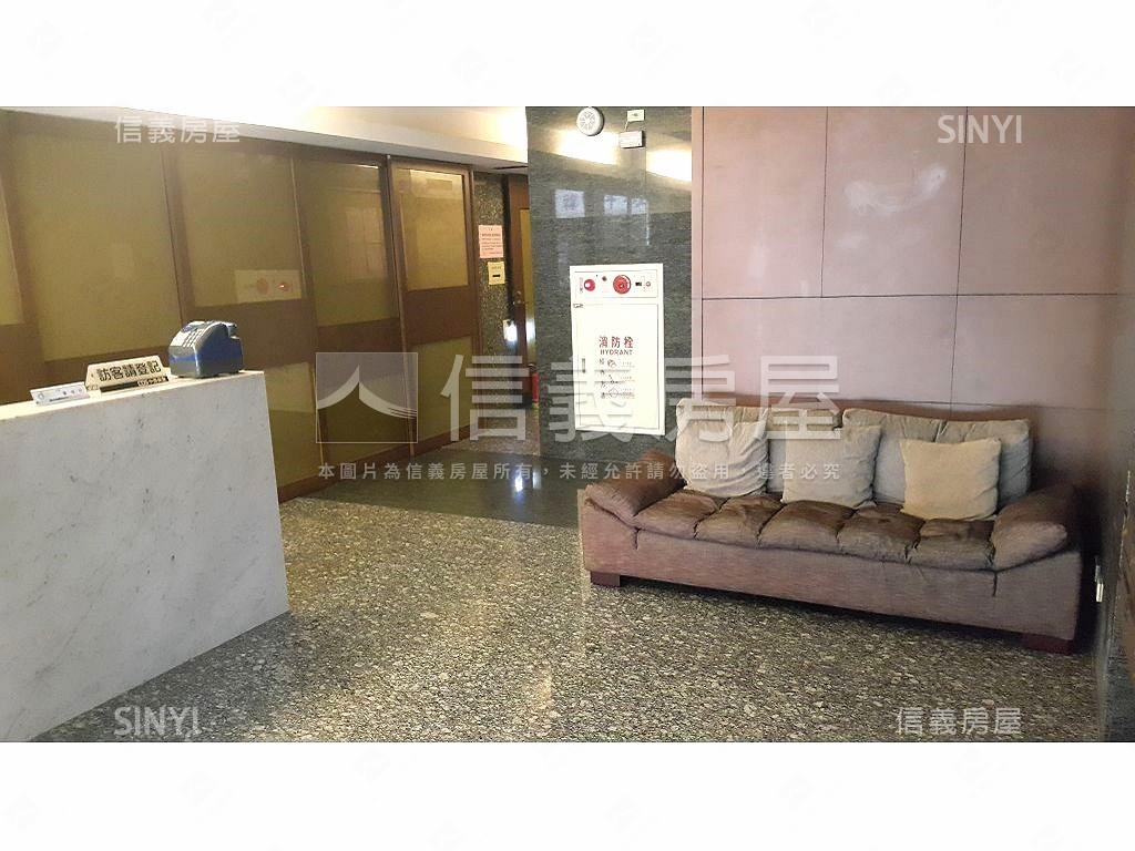 【稀有】西門捷運幽靜美宅房屋室內格局與周邊環境