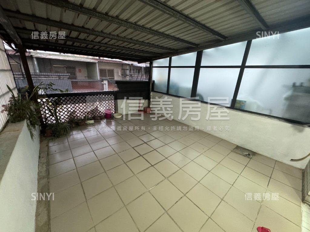 稀有☆太平西路優質透天房屋室內格局與周邊環境