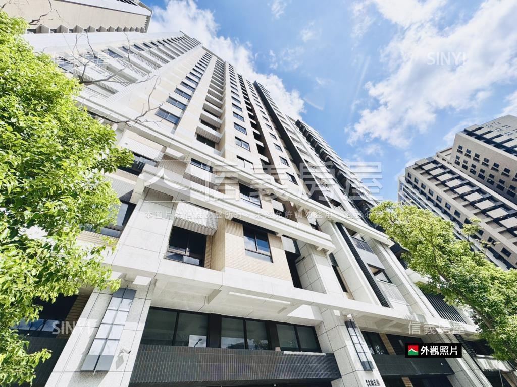 ㊣芬蘭極光★高樓層誠售房屋室內格局與周邊環境