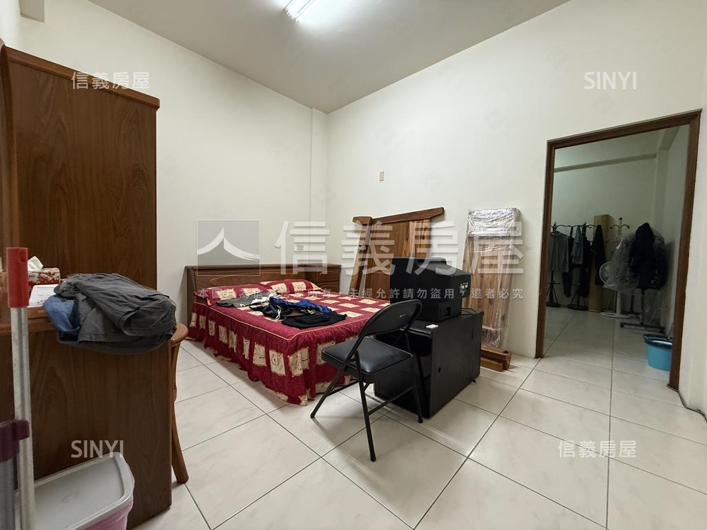 三官路約１５米金店住房屋室內格局與周邊環境