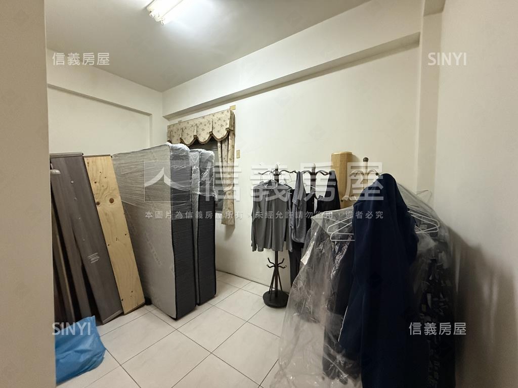 三官路約１５米金店住房屋室內格局與周邊環境