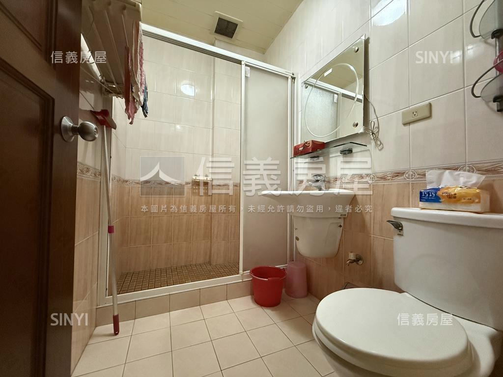 三官路約１５米金店住房屋室內格局與周邊環境