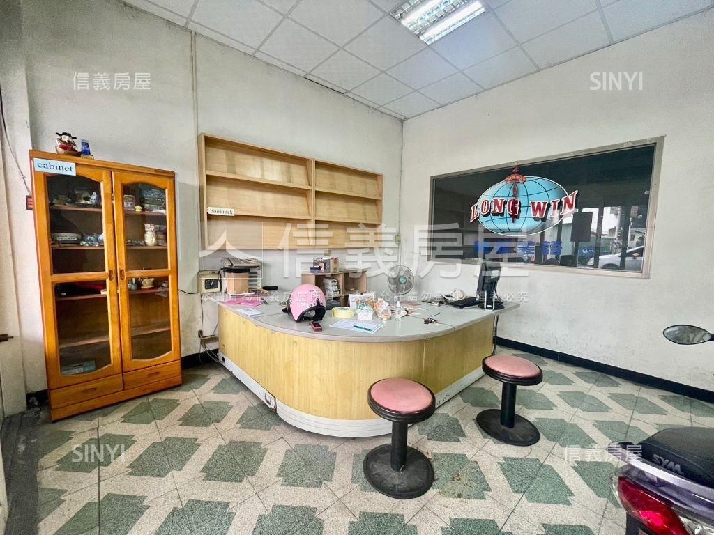 稀有大園中山南路透店房屋室內格局與周邊環境