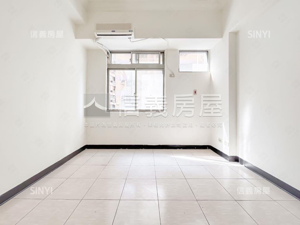 長堤三房有平面車位房屋室內格局與周邊環境