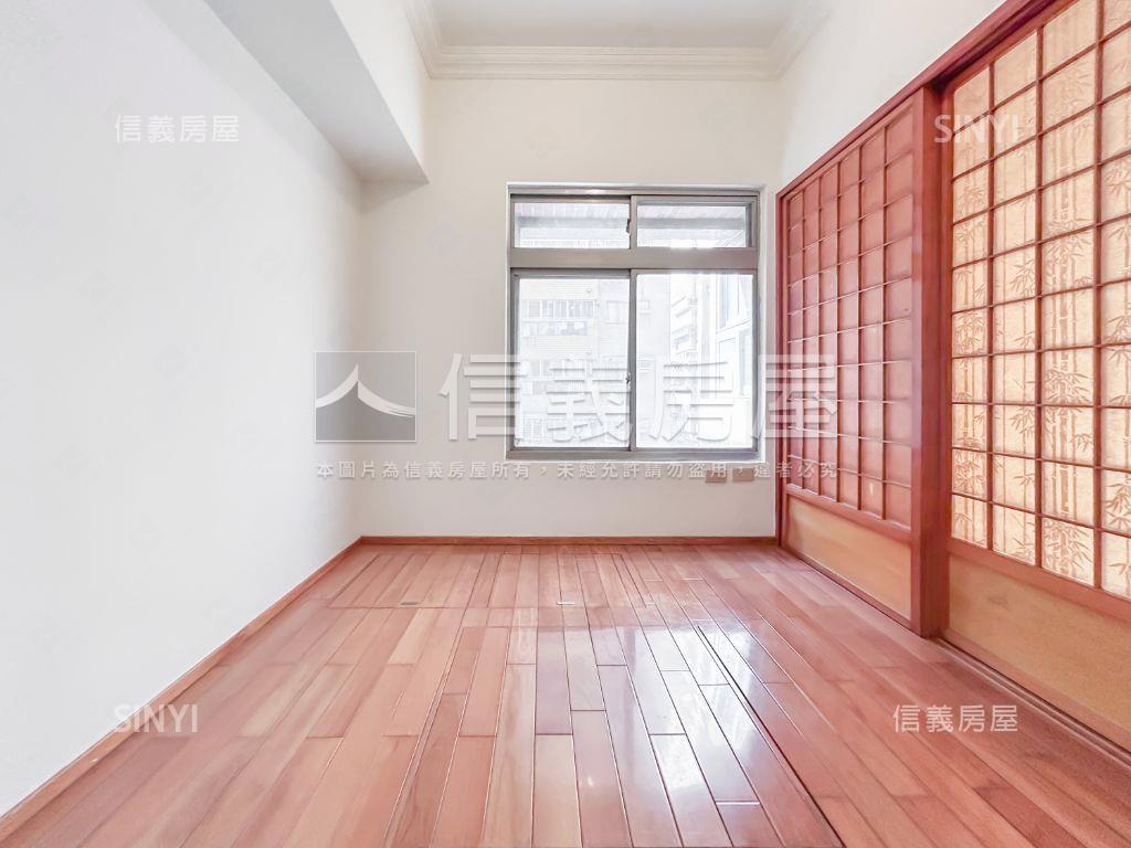 長堤三房有平面車位房屋室內格局與周邊環境