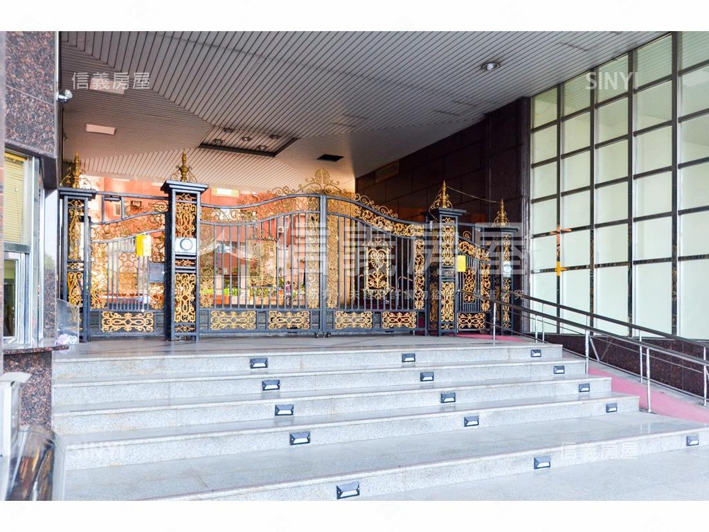 長堤三房有平面車位房屋室內格局與周邊環境