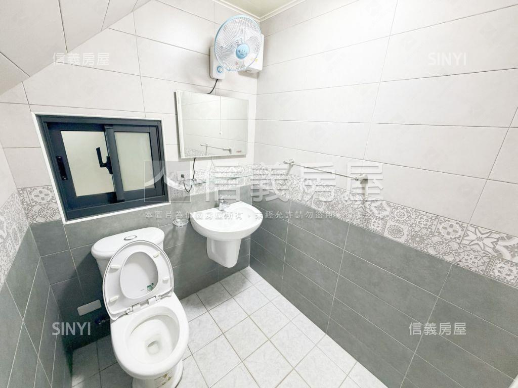 屋主誠售！大地坪邊間別墅房屋室內格局與周邊環境