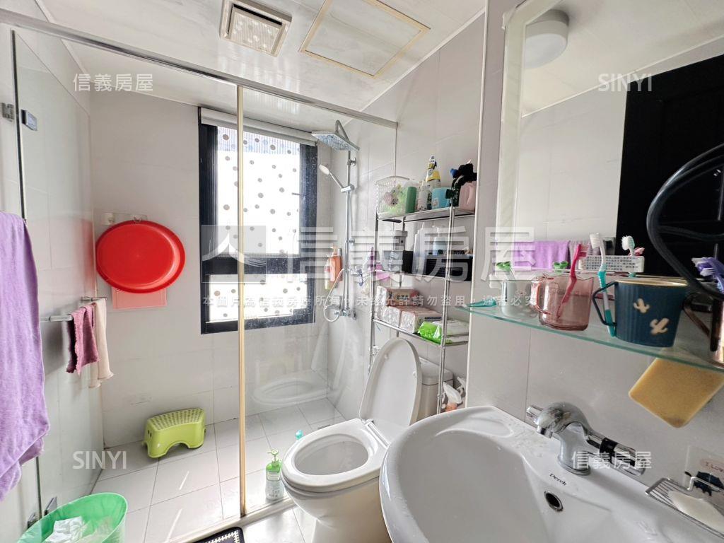 寓上長安三房平面車位房屋室內格局與周邊環境