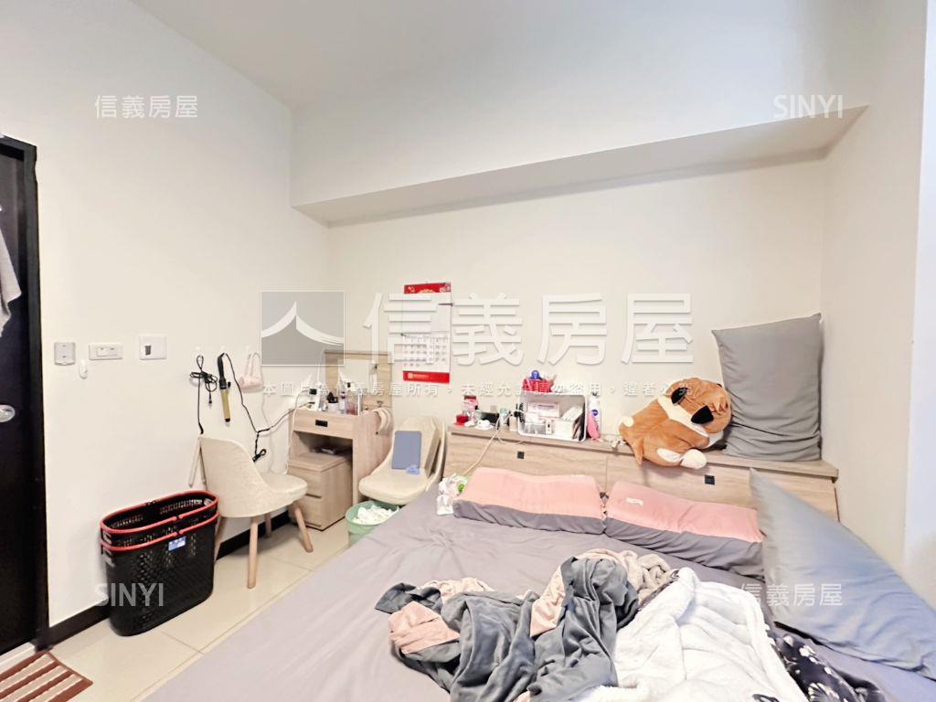 寓上長安三房平面車位房屋室內格局與周邊環境