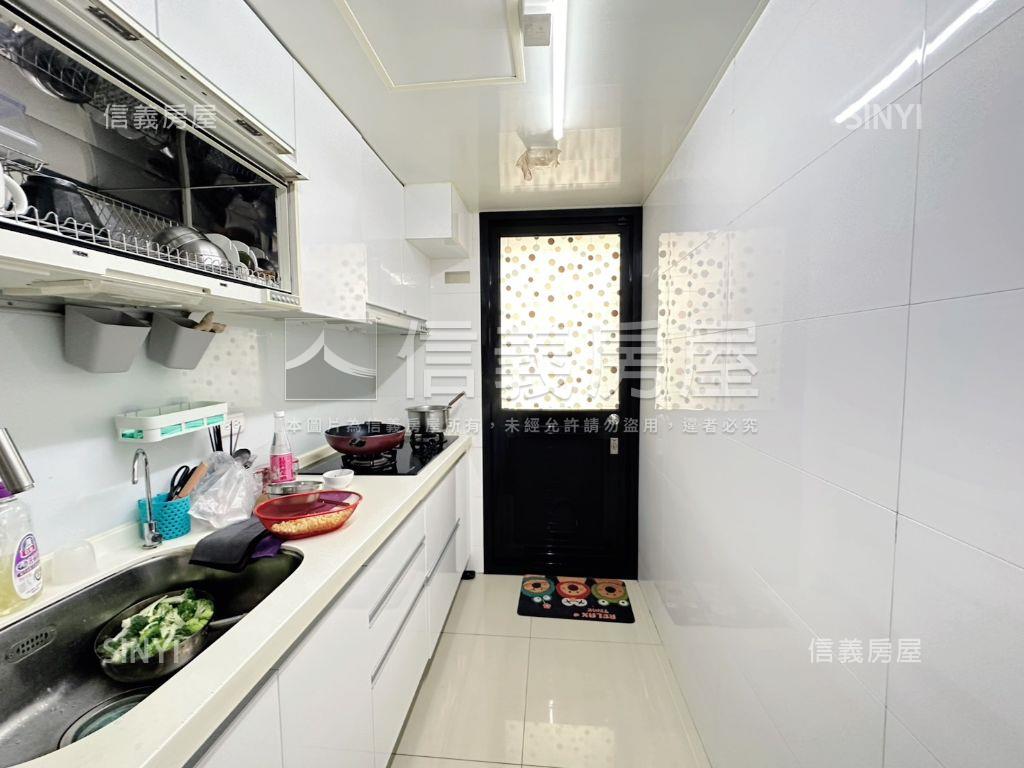 寓上長安三房平面車位房屋室內格局與周邊環境