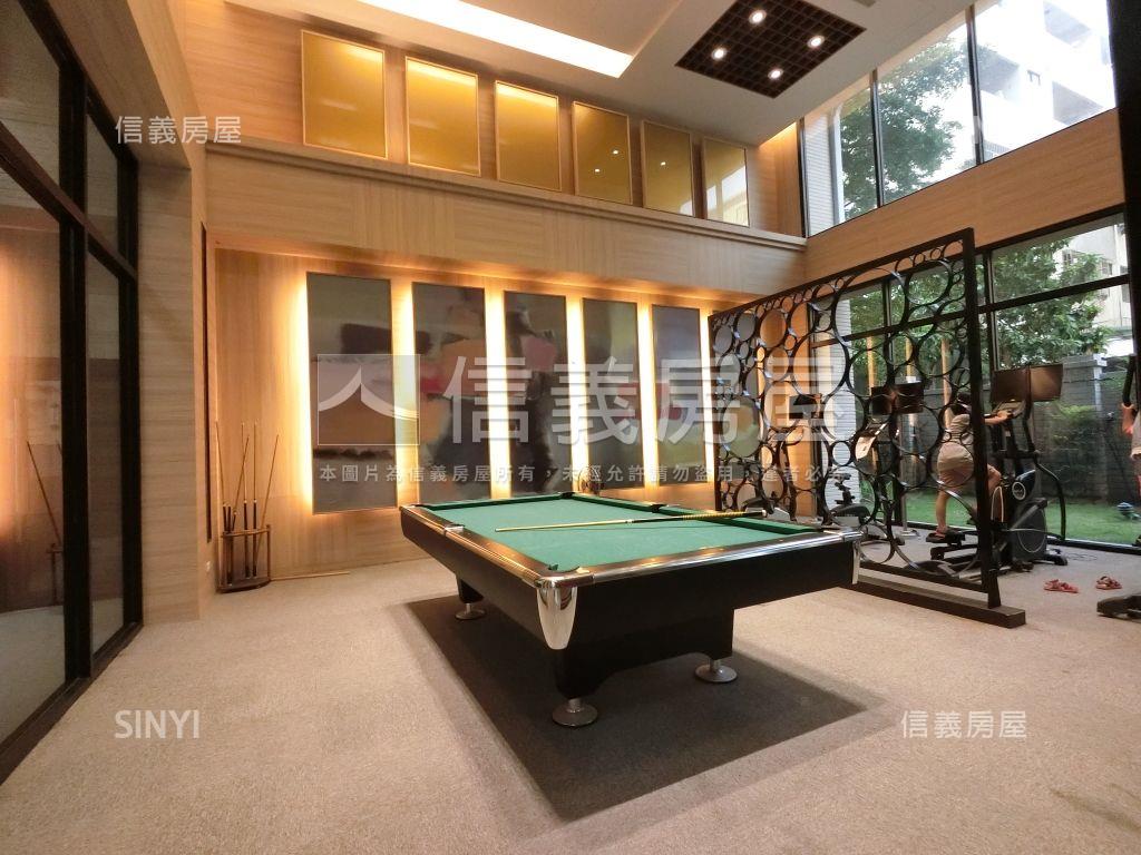 寓上長安三房平面車位房屋室內格局與周邊環境