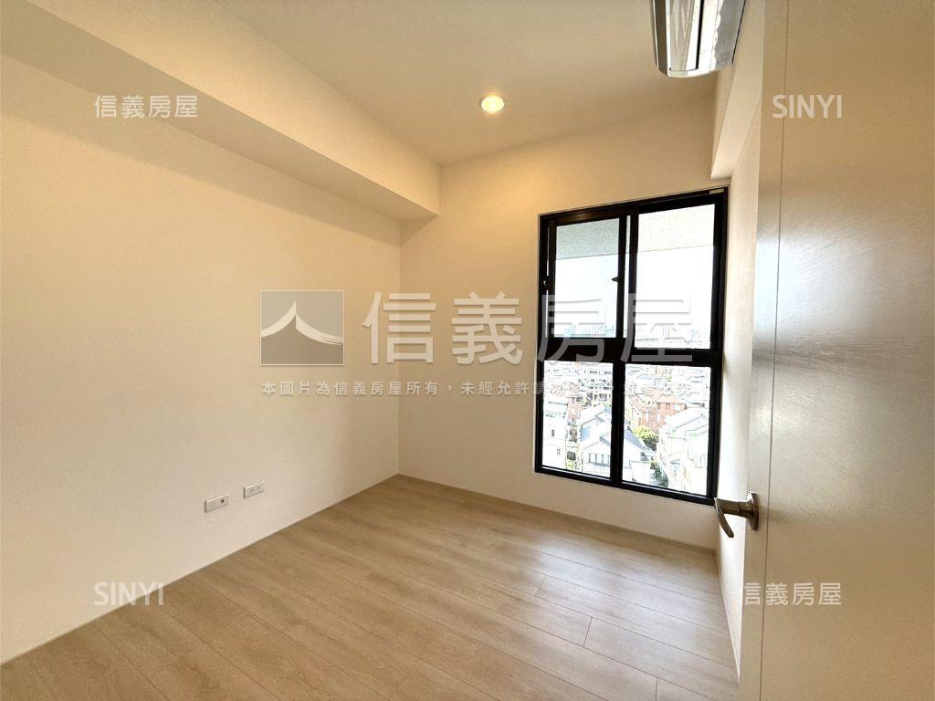 人人幸福稀有三房雙平車房屋室內格局與周邊環境