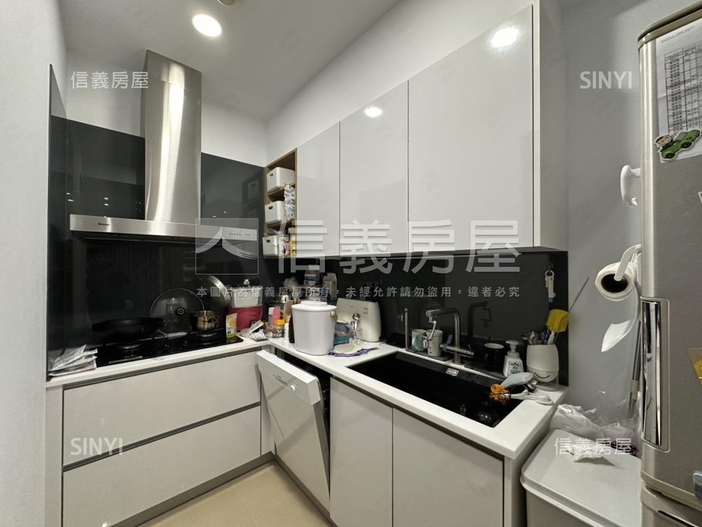 椰林覓視野美屋房屋室內格局與周邊環境