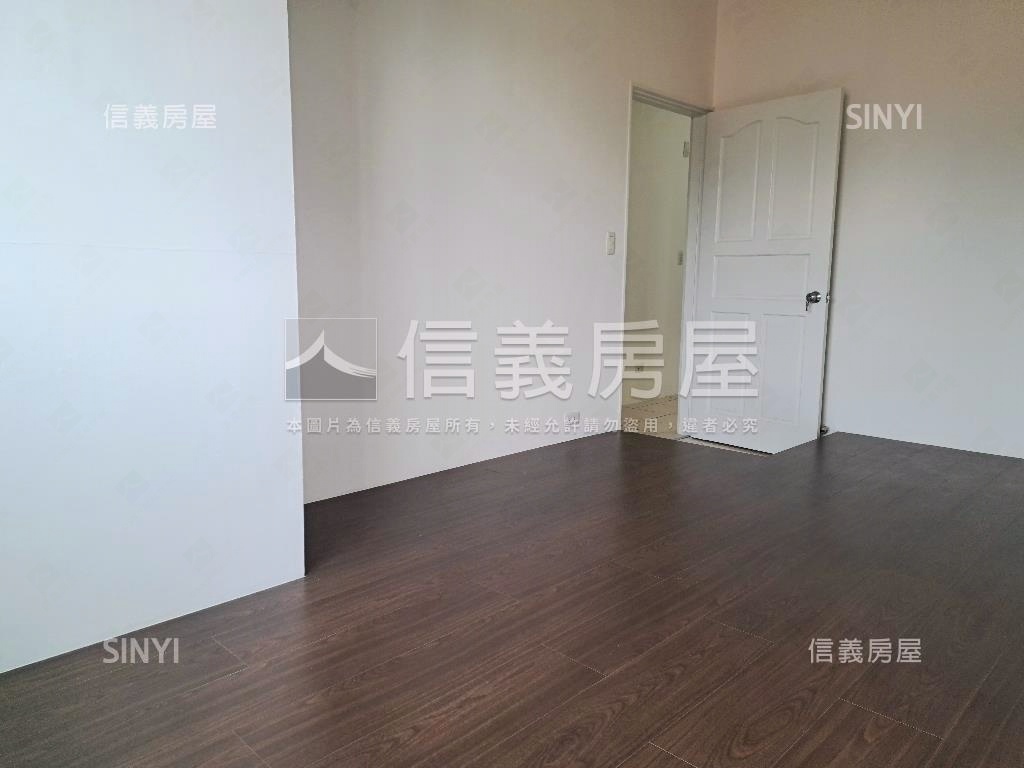 名人山水美美三房房屋室內格局與周邊環境