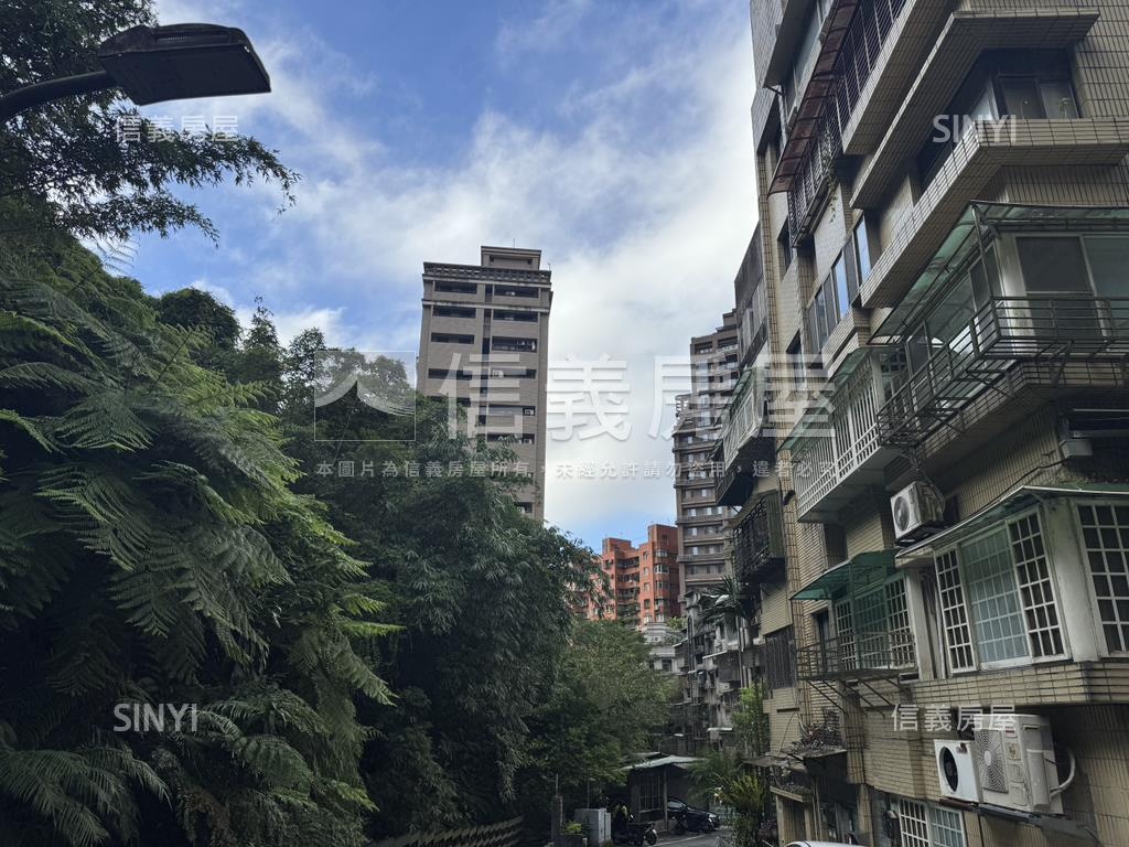 綠景森活邊間美宅房屋室內格局與周邊環境