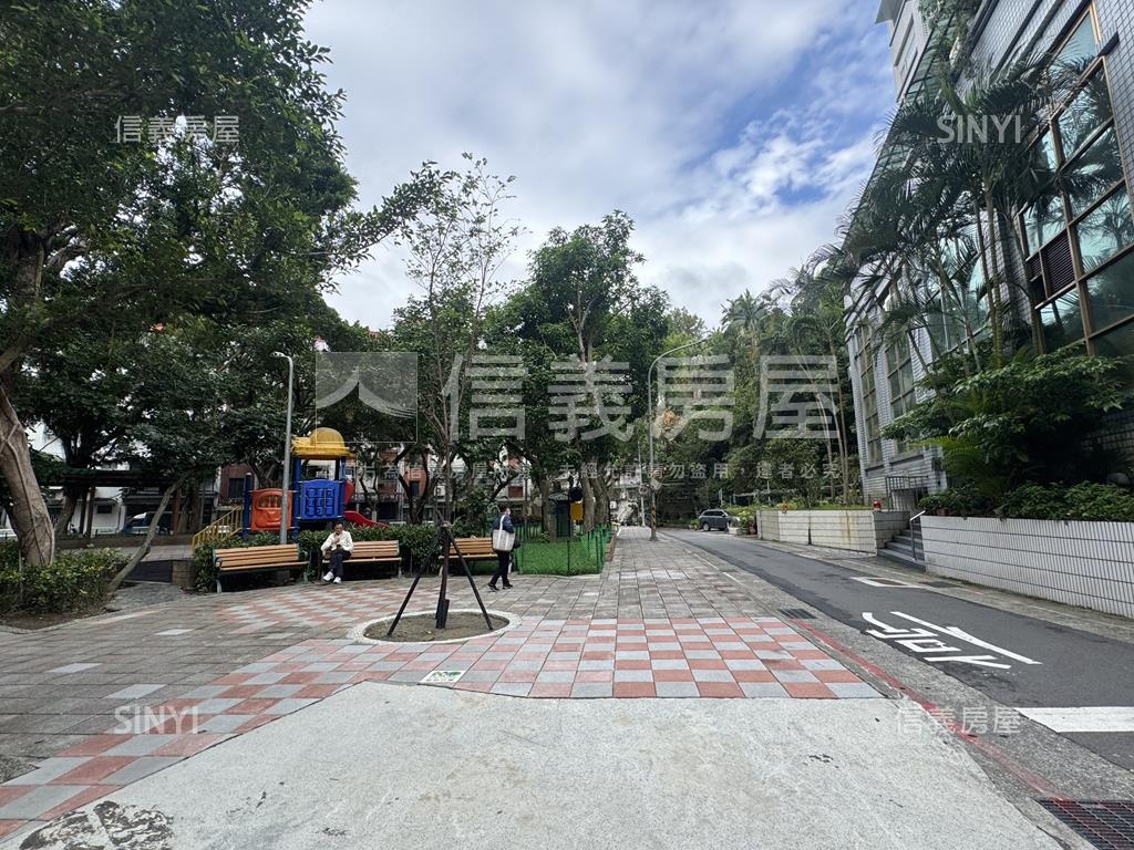 綠景森活邊間美宅房屋室內格局與周邊環境