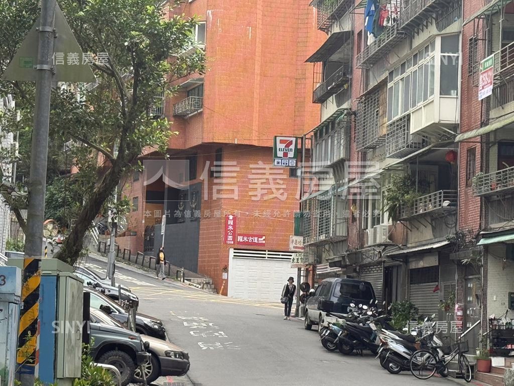 綠景森活邊間美宅房屋室內格局與周邊環境